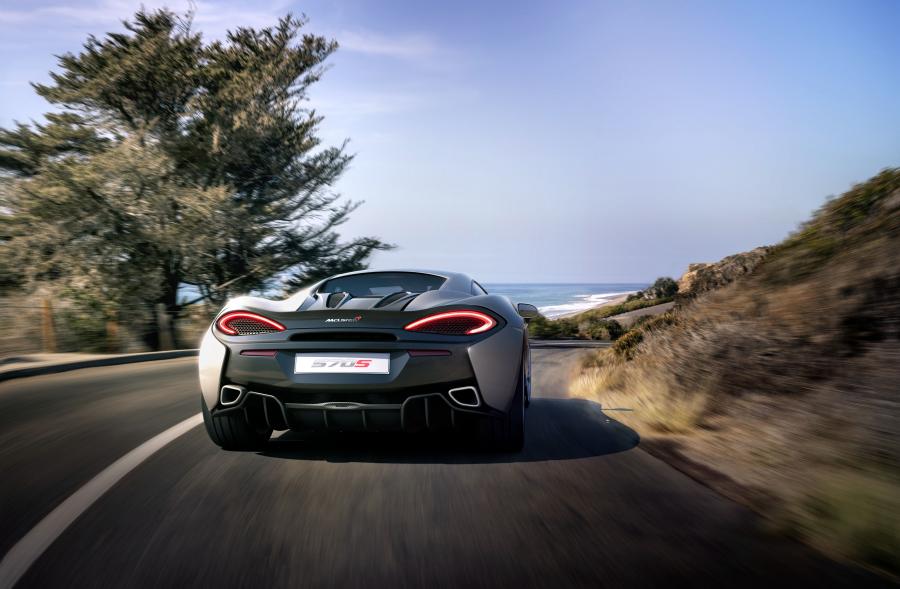 McLaren 570S Coupe 2015 года  (фото 25 из 38)